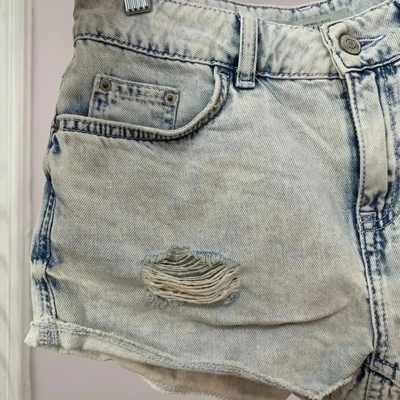 Hi Rise Topshop Distressed Denim Hallie Shorts - Picture 5 of 6